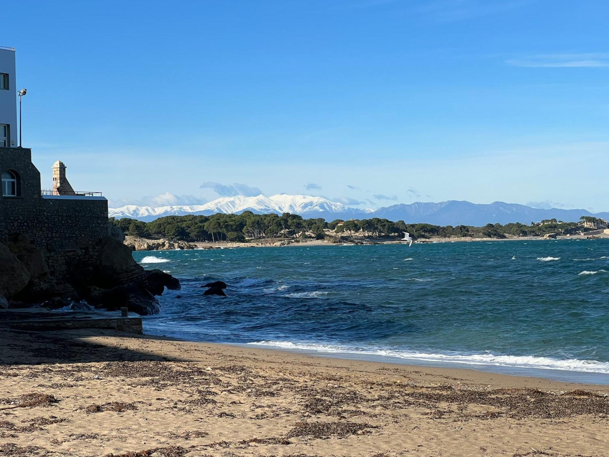 Apartament Vive Tu Vida Sonada Delante Del Mar L' Escala Zewnętrze zdjęcie